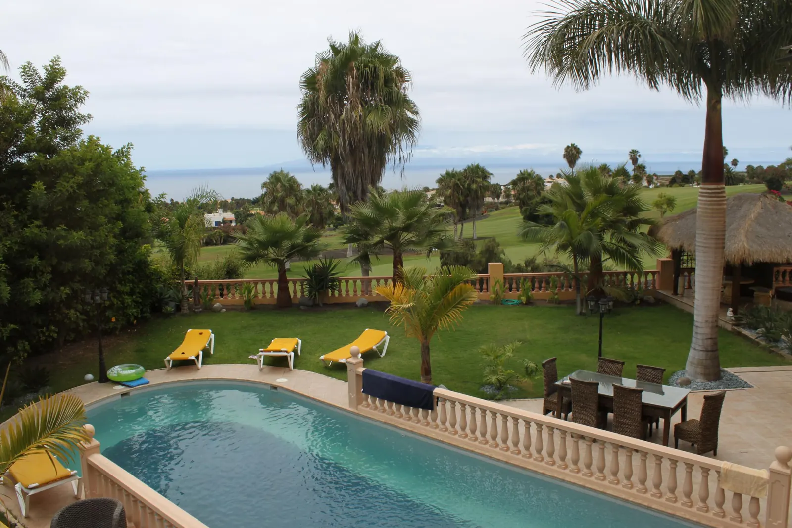 Villa garden and swimming pool with sea views in the south of Tenerife