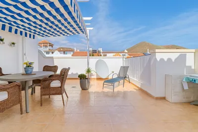 2 bedroom penthouse, El Faro, Llano del Camello, photo 2 of 24