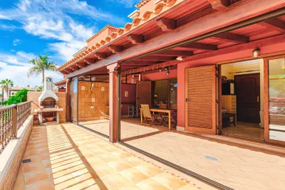 3 bedroom townhouse, Villas del Duque, El Duque, photo 16 of 17