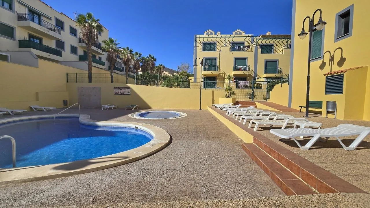 3 bedroom townhouse, Malvasía, Llano del Camello, photo 1 of 25