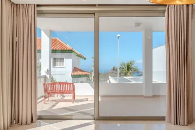 5 bedroom villa, Roque del Conde, photo 16 of 40