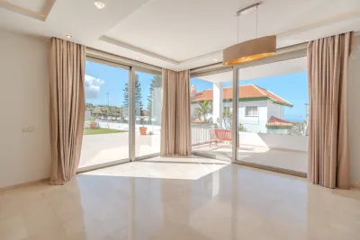 5 bedroom villa, Roque del Conde, photo 17 of 40